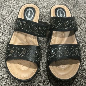 Atalina Mid wedge comfort sandals